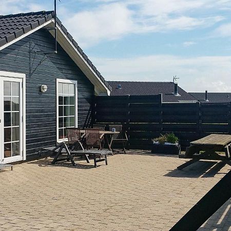 7 Person Holiday Home In L Kken Lokken Exterior photo